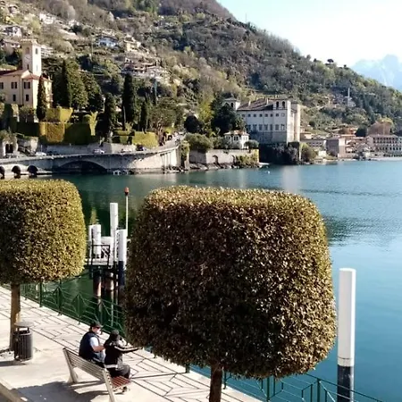My Holidays - La Terrazza Sul Lago 公寓 *